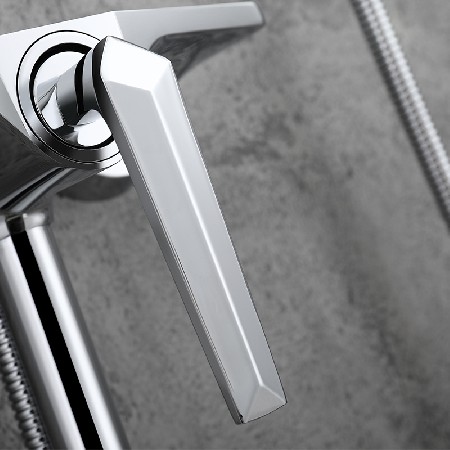 V6 Shower Chrome