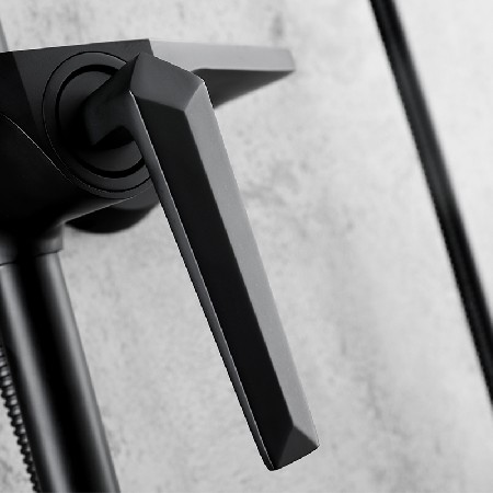 V6 Shower Black